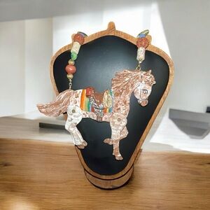 Vintage necklace by Dorian Designs 1988 horse with moveable legs pendant